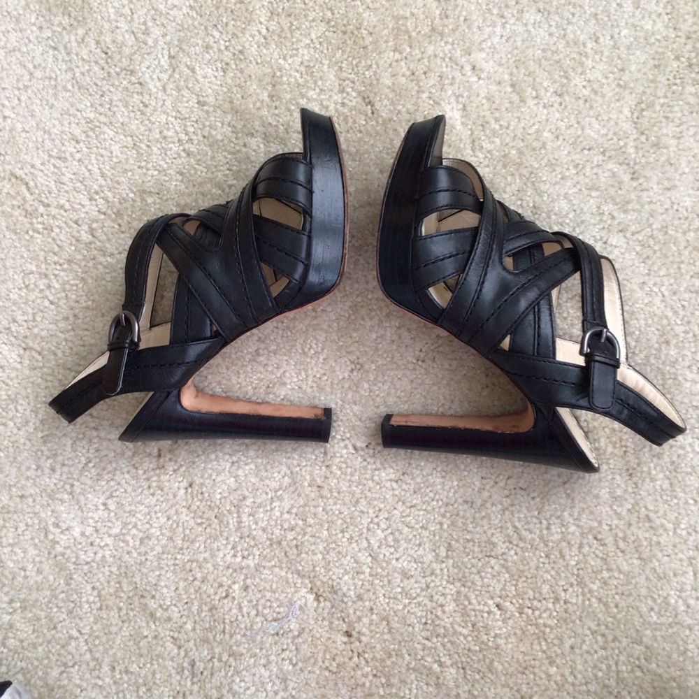 Coach Brynn Leather Sandals - Picture 5 of 9